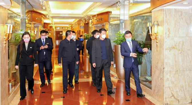 集团党委书记、董事长任丁一行 赴锦江宾馆督导查抄疫情防控工作