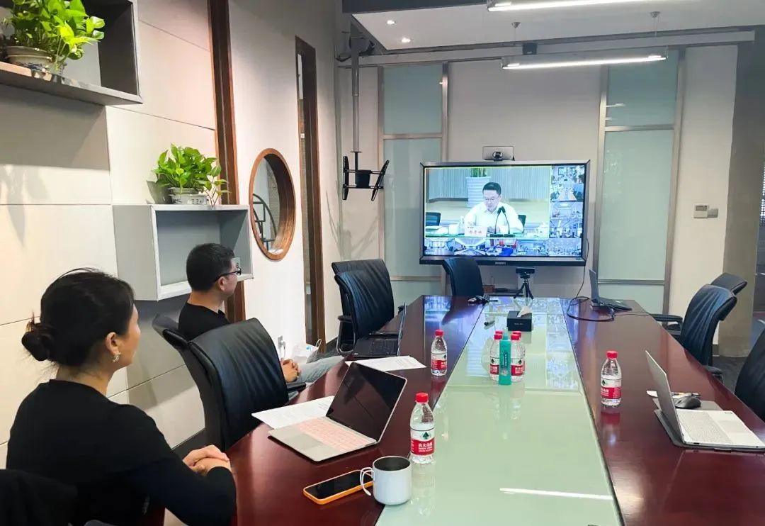 92da7711-fbe2-4912-95eb-d59e0eeb8a9e