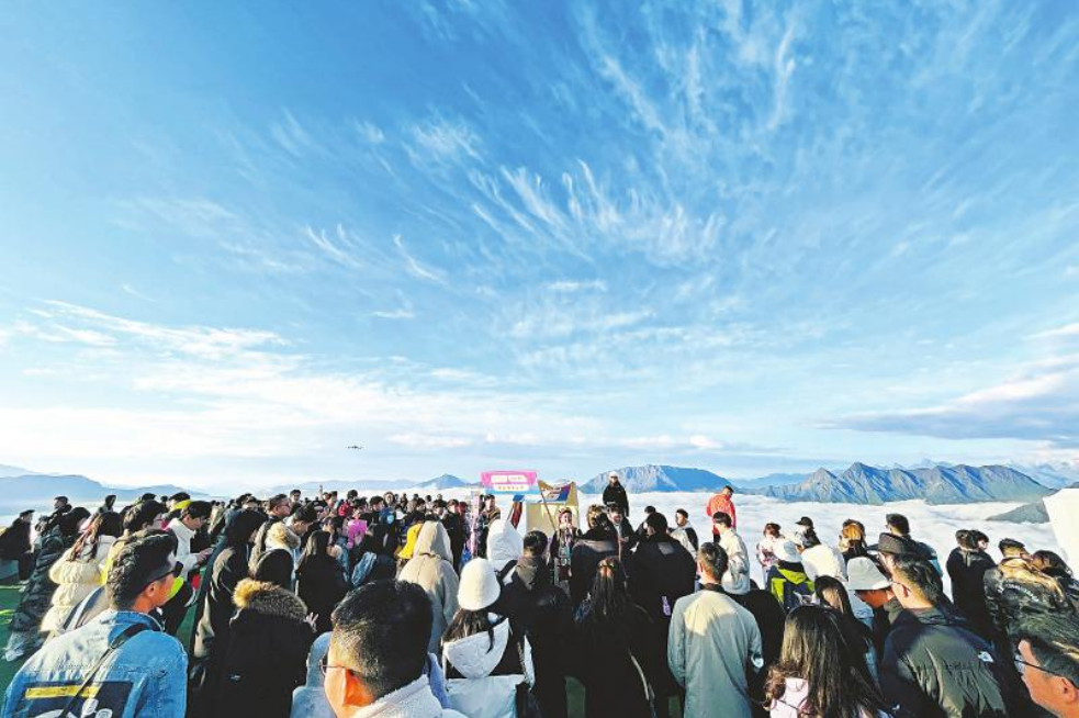 省尊龙集团官网集团端午文旅市场跑出加快率