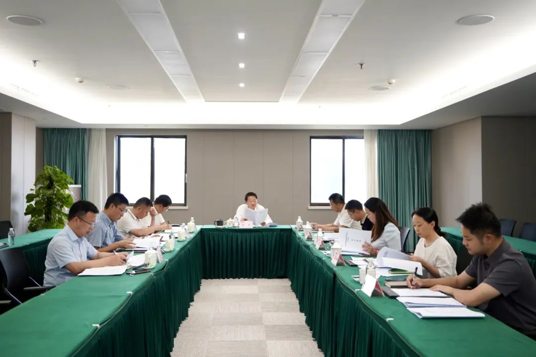 省尊龙集团官网集团党委书记、董事长任丁主持尊龙集团官网党校第2次校务委员会会议
